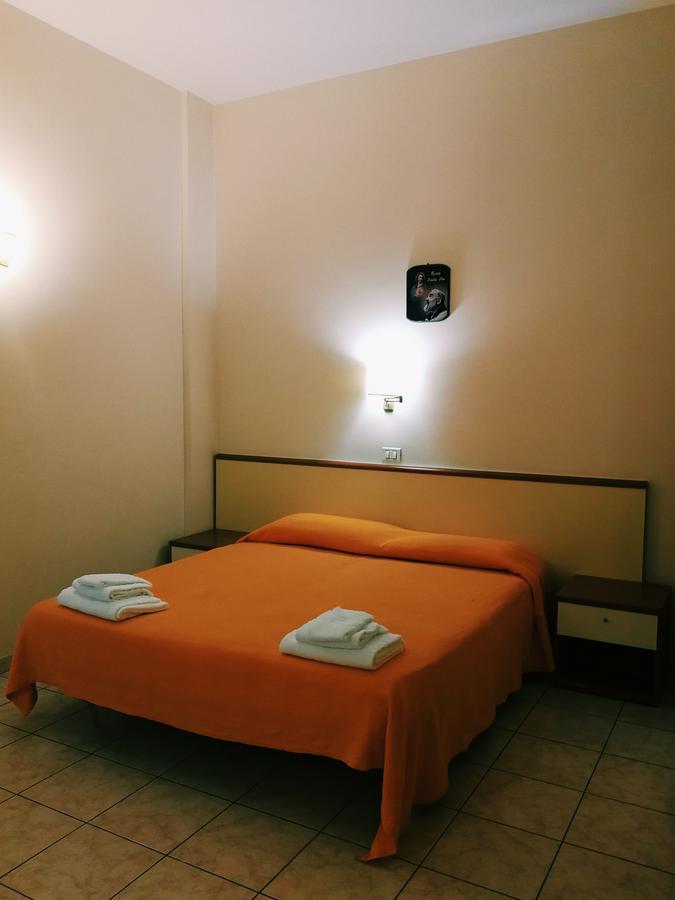 Aloha Park Hotel Campomarino  Ngoại thất bức ảnh