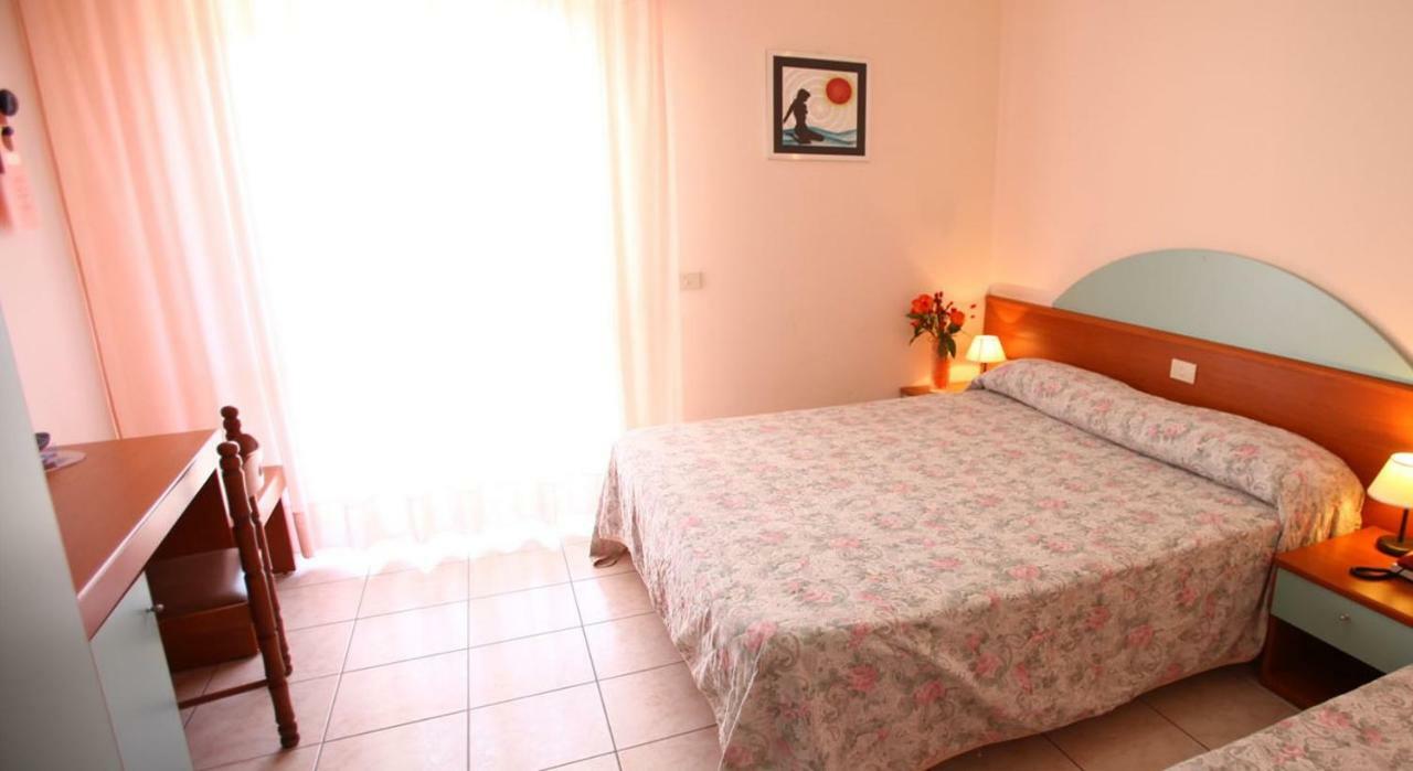 Aloha Park Hotel Campomarino  Ngoại thất bức ảnh